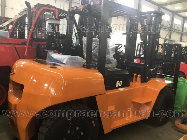 Autoelevador Hangcha Diesel 5 Tn Doble Mastil 3m Motor Yanmar 80hp Con Desplazador Lateral 2022