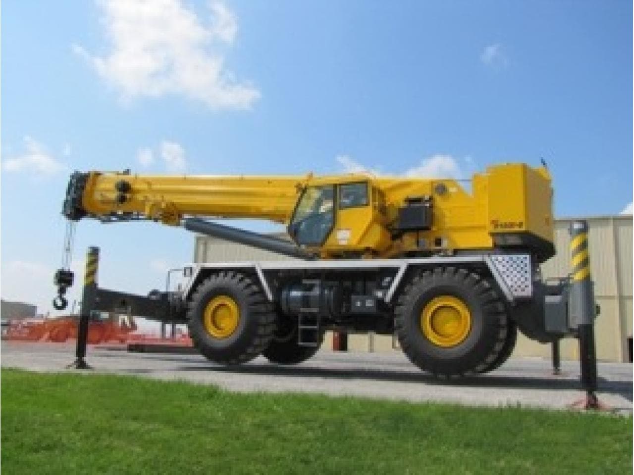 Grua Grove Rt 60 Tonelada