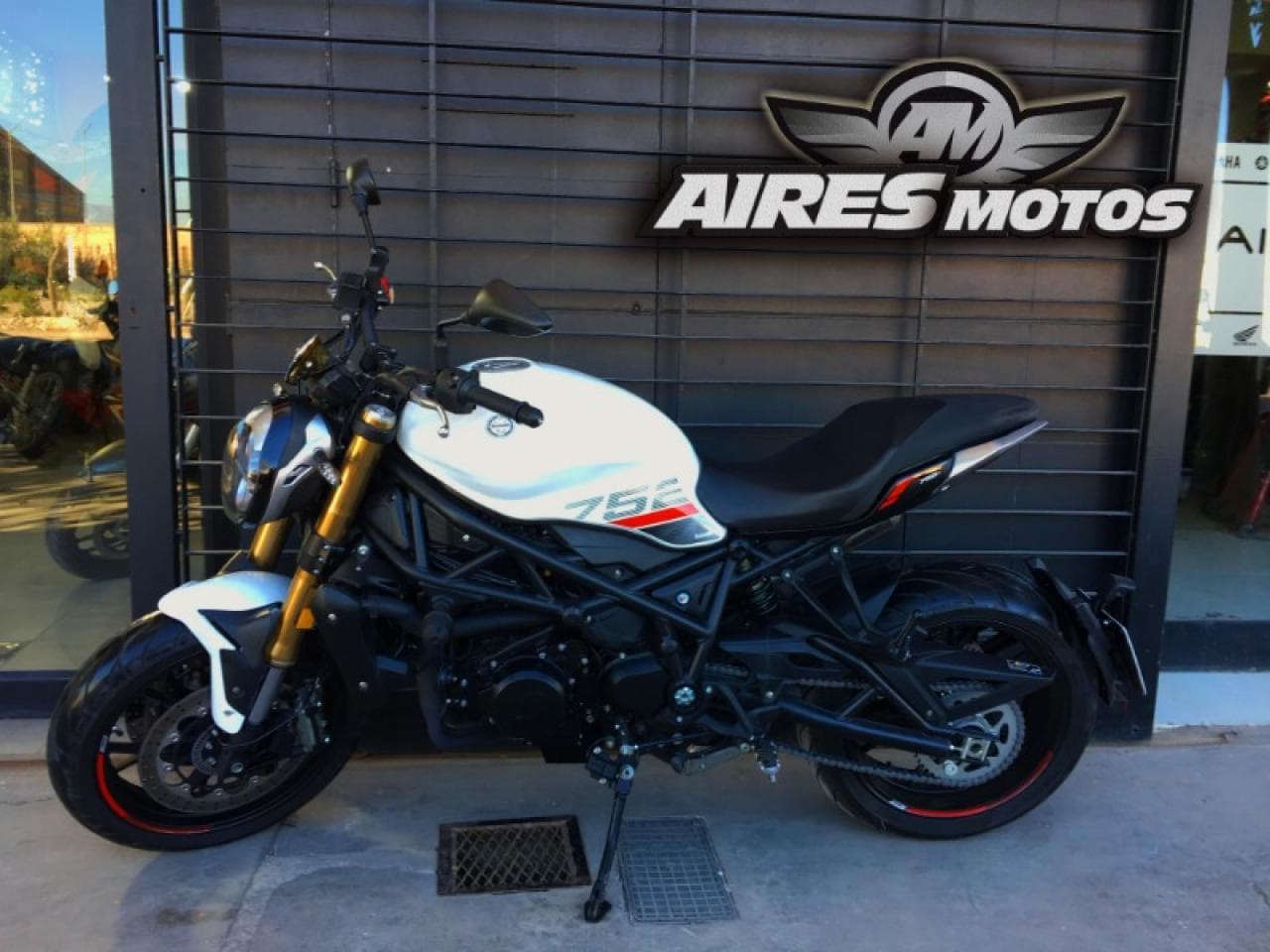 Benelli 752 S/2024 0km *** Aires Motos *** Financiación Con Dni / Tarjetas De Crédito 24 Meses / Permutas...