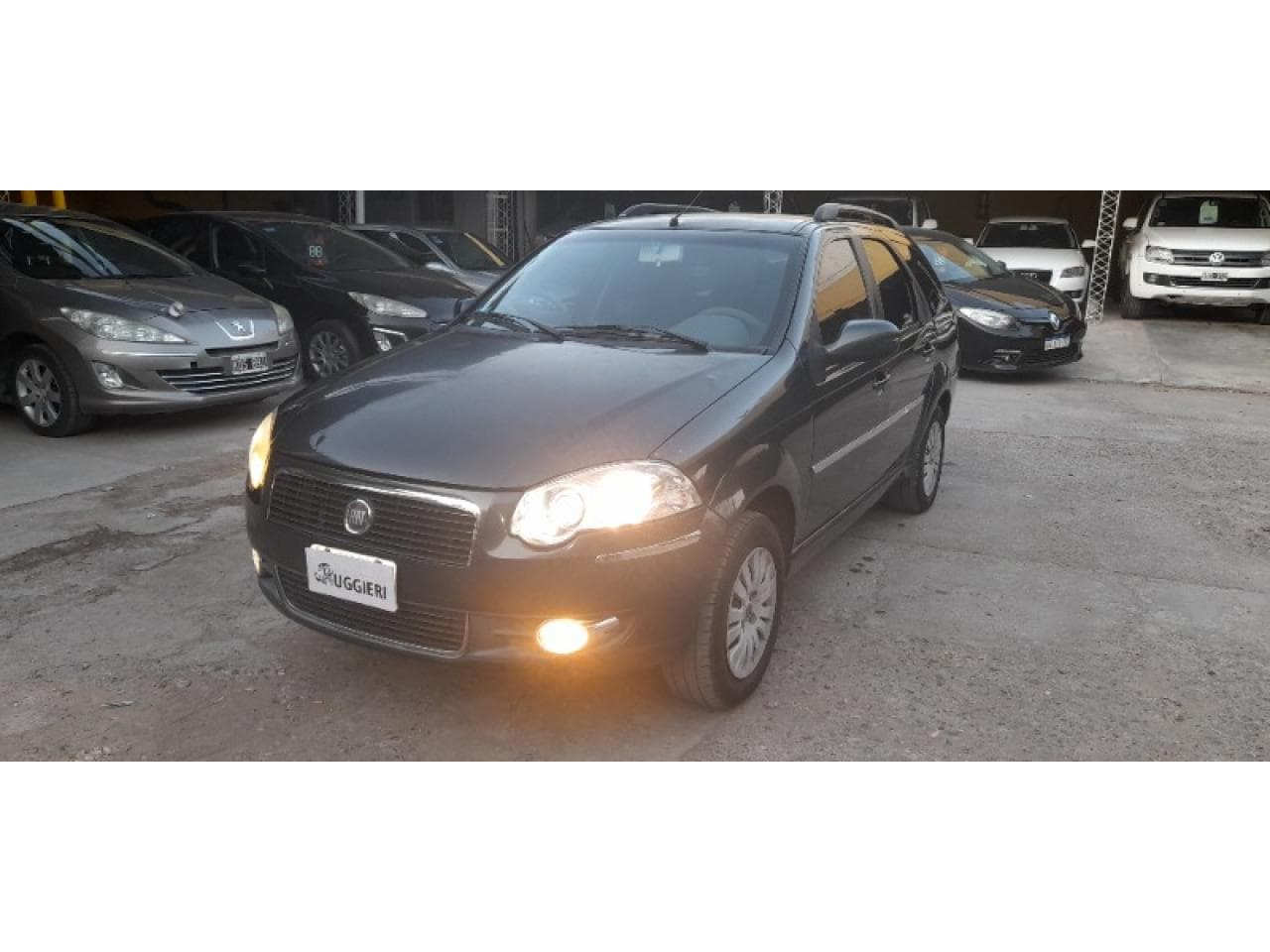 Fiat Palio Weekend 1.4 Attractive, 2011