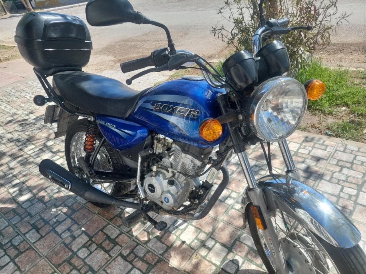 Bajaj Boxer 150