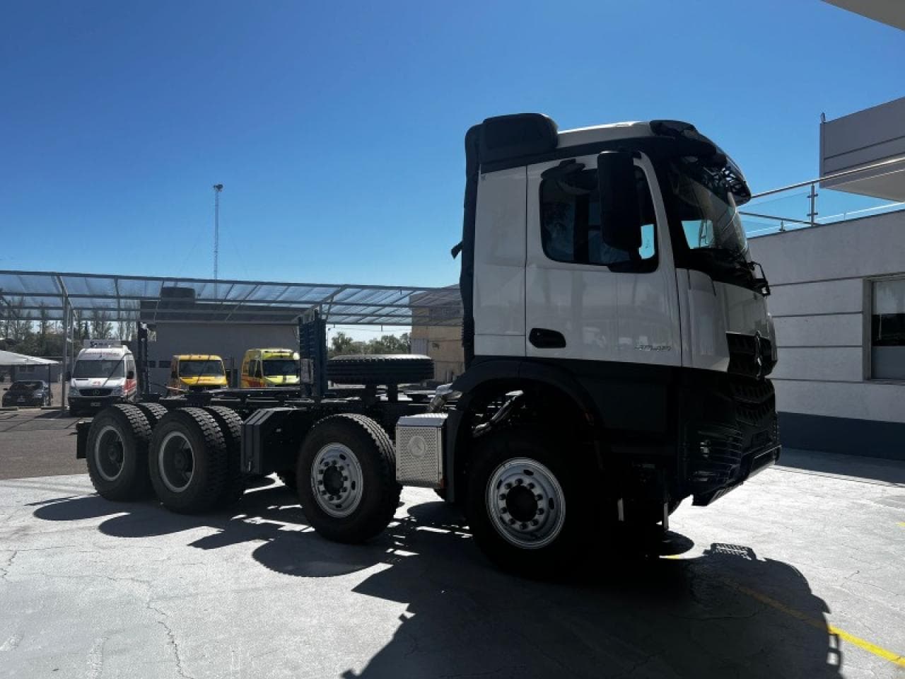 Mercedes Benz Arocs 4848 8x4