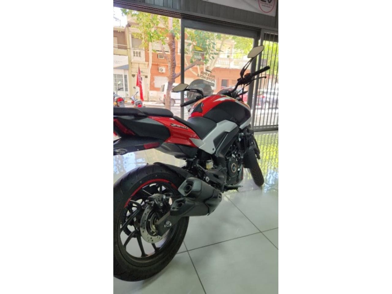 Bajaj Dominar 250 - 0km