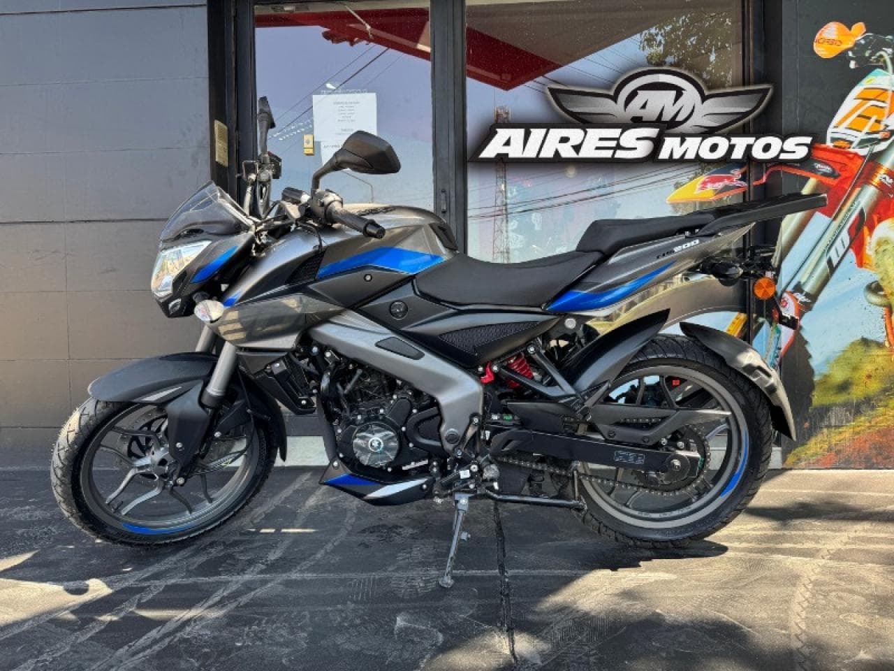 Rouser Ns 200 New  *** Aires Motos *** Financiación Con Dni / Tarjetas De Crédito 12 Meses / Permutas.