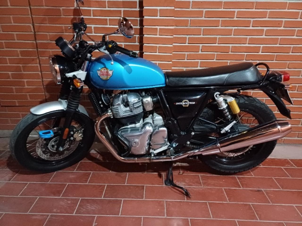 Liquido Vendo O Permuto Por Auto/ Royal Enfield Interceptor 650cc 2023 Inmaculada