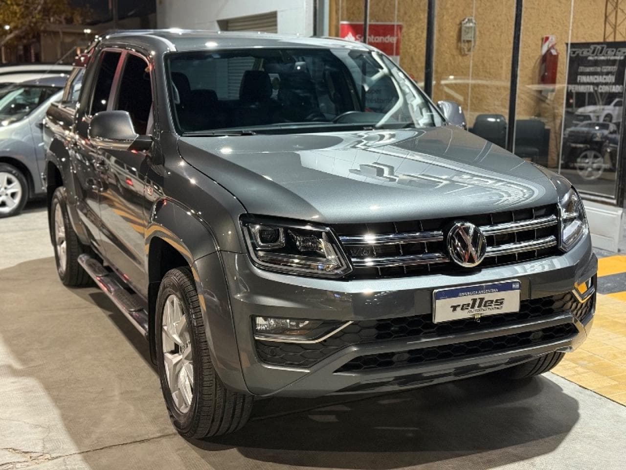 Volkswagen Amarok 3.0 V6 Highline 258hp Año 2023