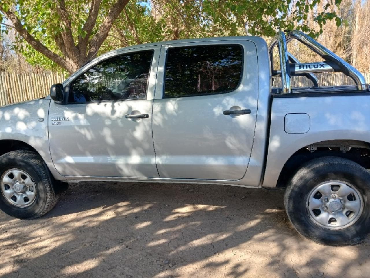 Toyota Hilux 2.5 Dx Pack 4x4 2010