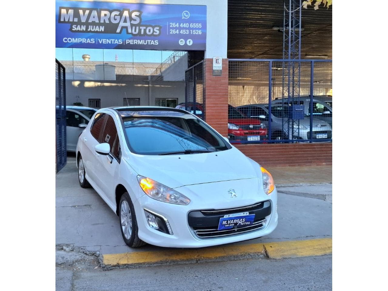 Peugeot 308 Allure Techo Panoramico Impecable. 2014. Contado Permutas Finaciacion