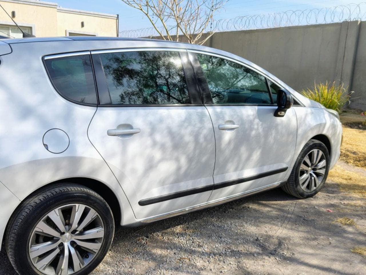 Peugeot 3008 Hdi 2.0  Modelo 2017 85000 Km Impecable  Unica Manos