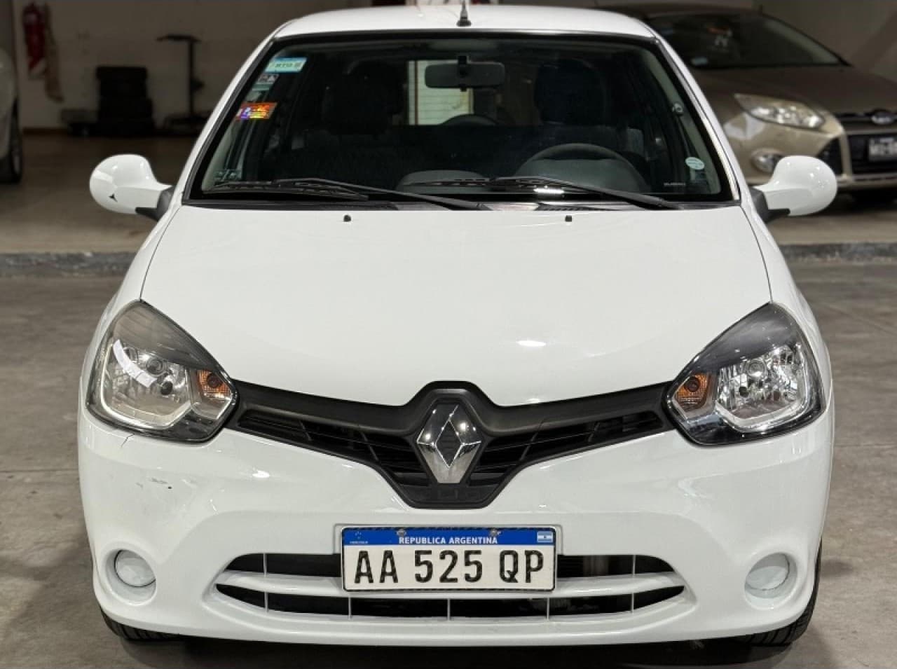 Renault Clio 2017 Confort. Impecable 74.000km
