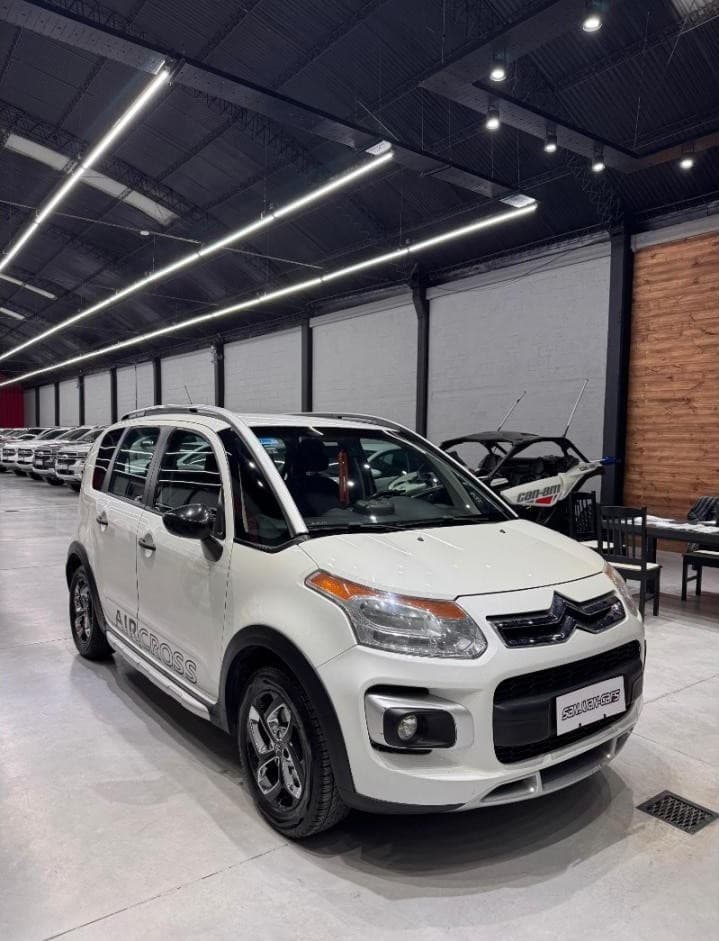Citroen C3 Aircross 1.6 Vti Tendance 2014 (impecable Estado). Cubiertas Nuevas