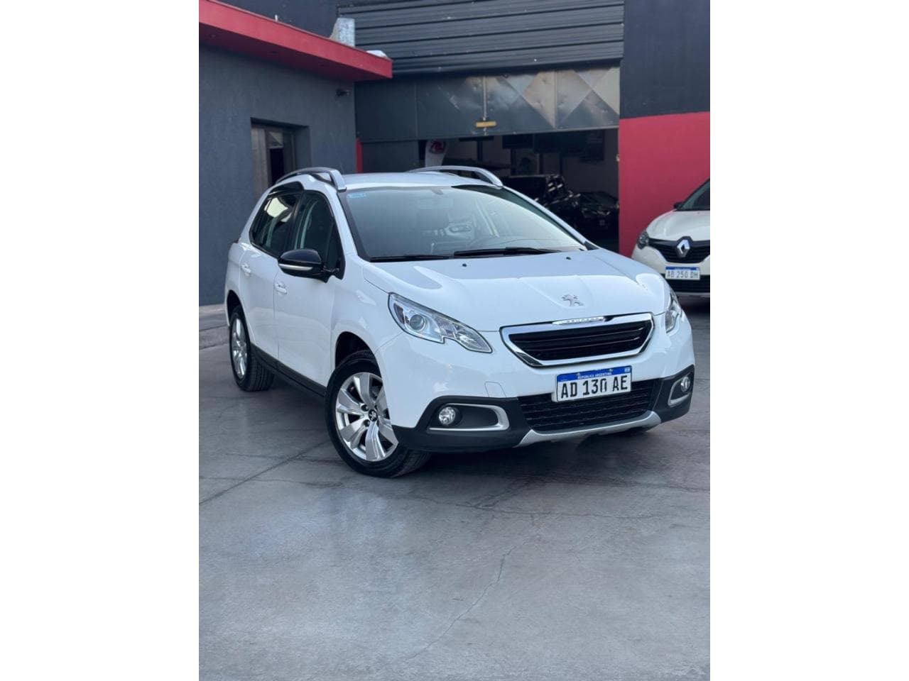 Peugeot 2008 Allure 1.6 2018 70000km Impecable