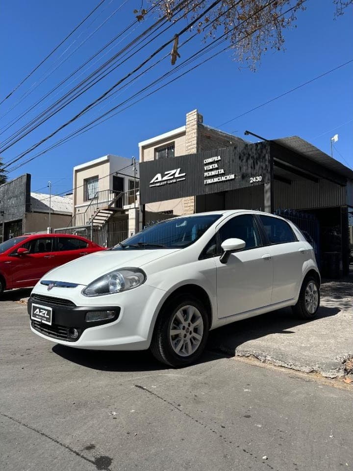 Fiat Punto 1.4 Attractive 2014