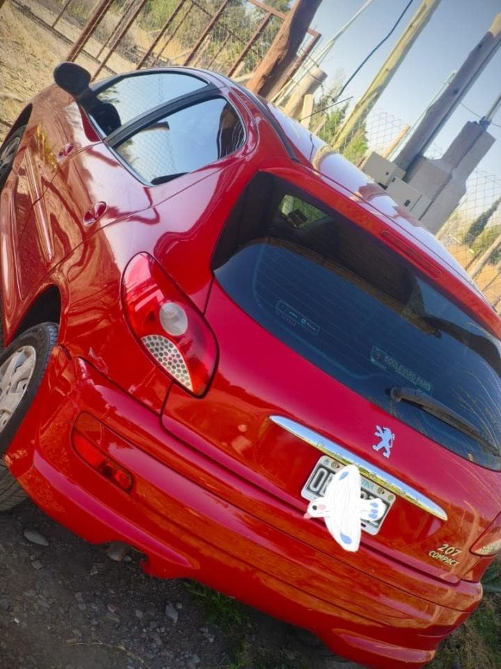 Peugeot 207 2014, 1.4 Allure Nafta