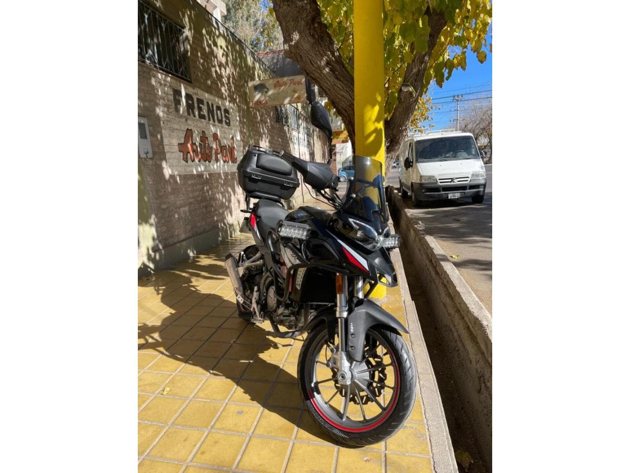 Benelli Trk 251 Modelo 2021