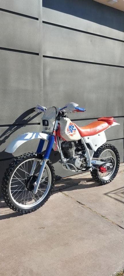 Honda Xr 200r 6ta Japon Permuto Por Mayor