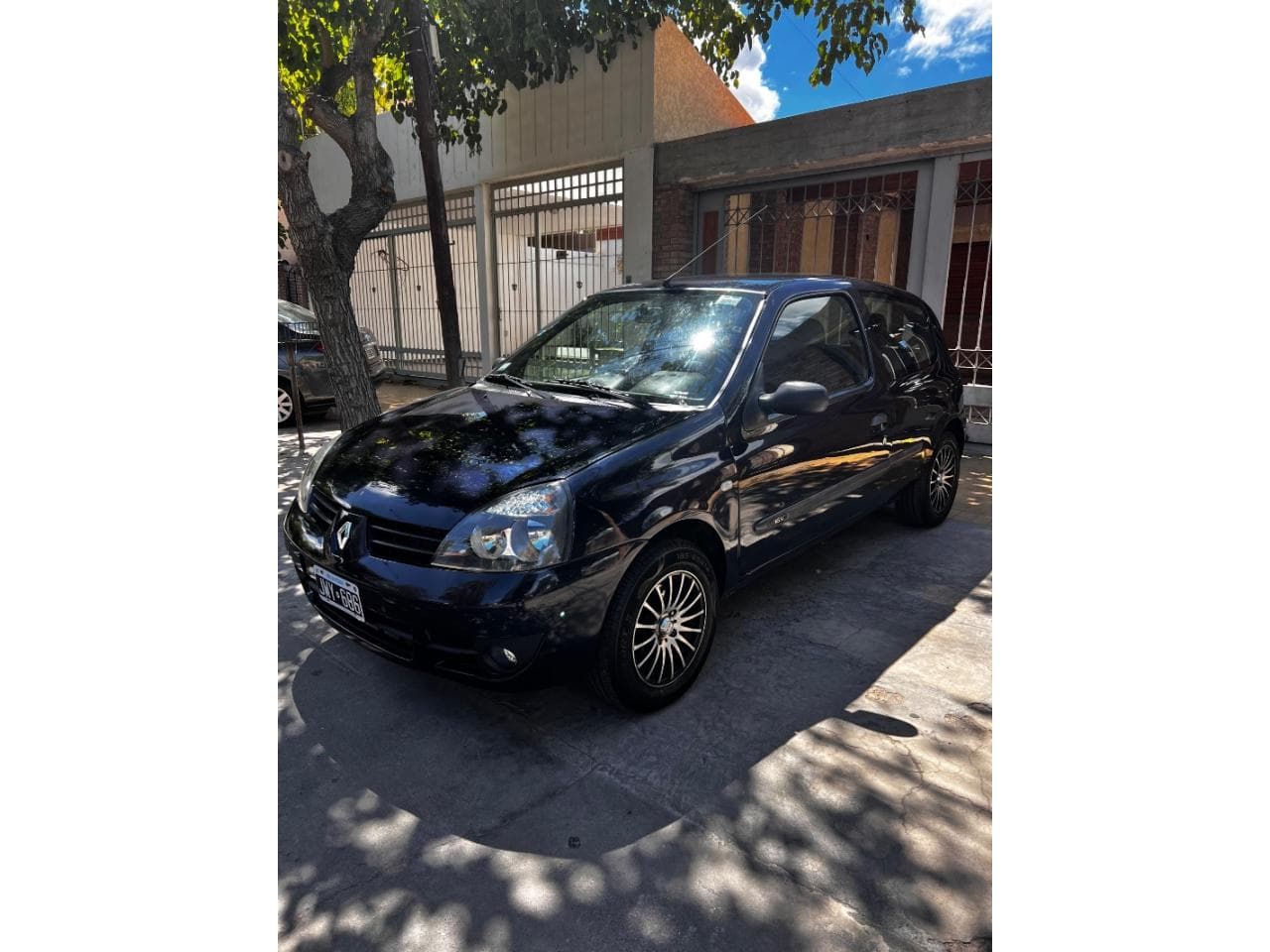 Renault Clio 1.2 3p Pack - 2011