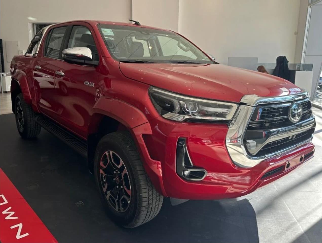 Toyota Hilux Srx 4x4  0 Km 2026