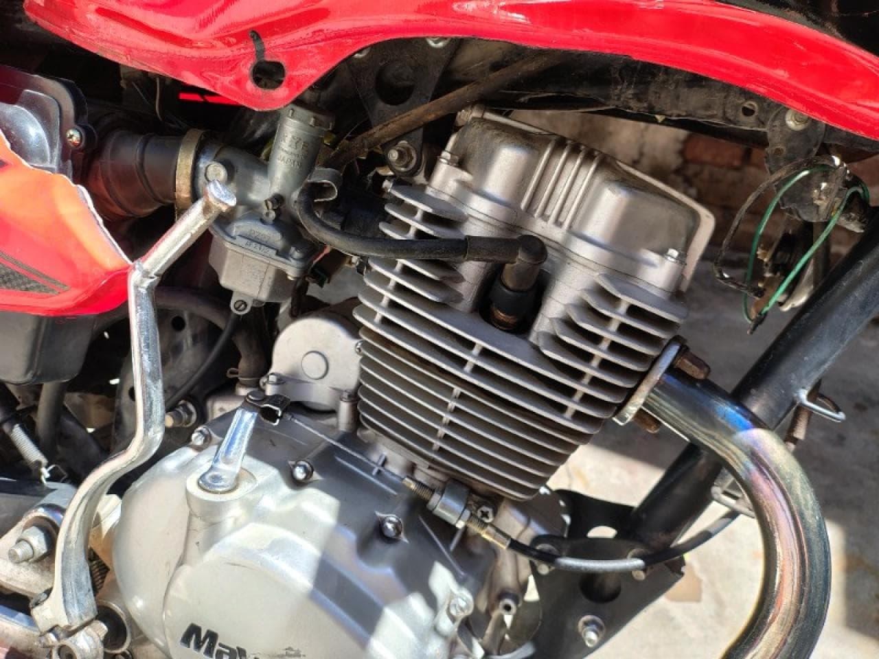 Moto Mavericks Street 150