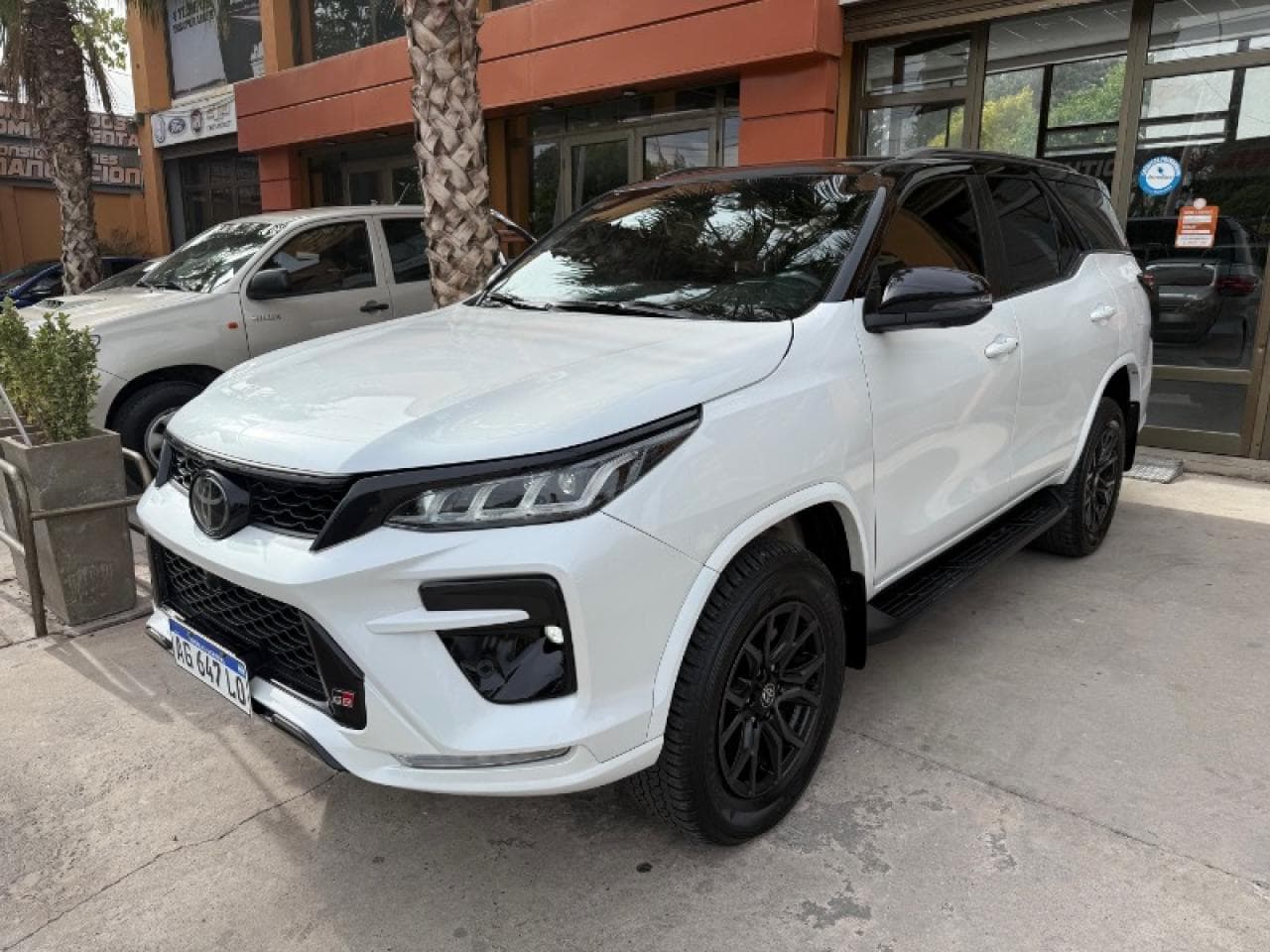 Toyota Hilux Sw4 2.8 Tdi Gr-s 4x4 7as 6at Año 2024