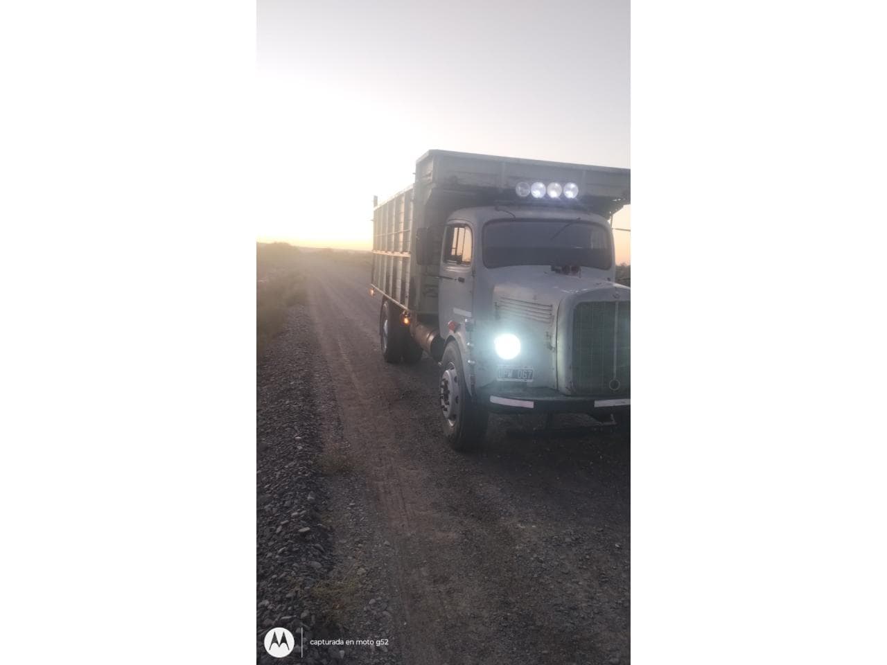 Mercedes 312 Volcador