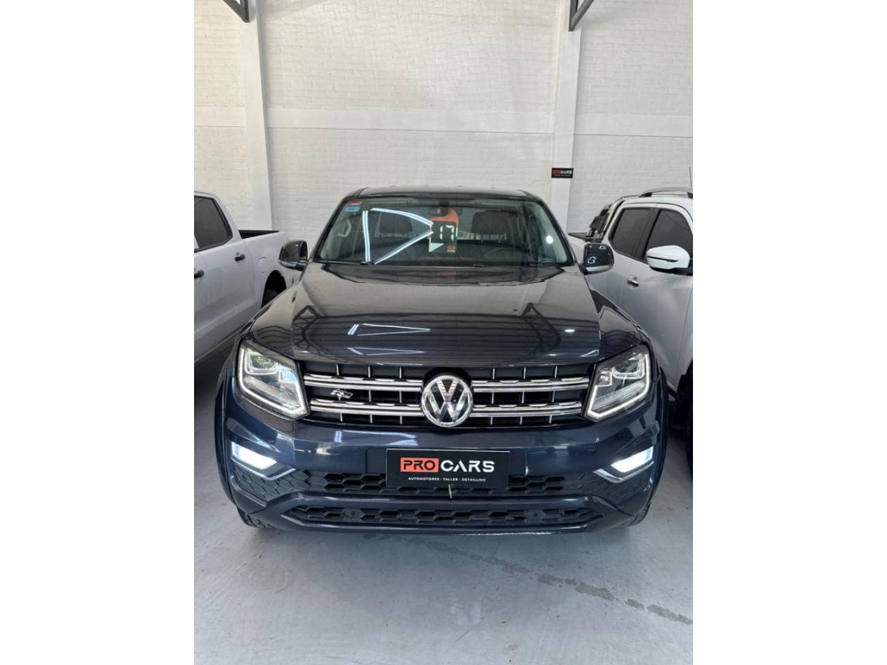 V . E . N . D . I . D . O