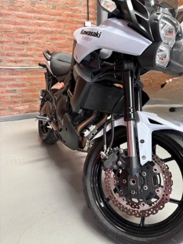 Kawasaki Versys 650 Bicilindrica  - Excelente Estado - Contado Y/o Permuta Auto