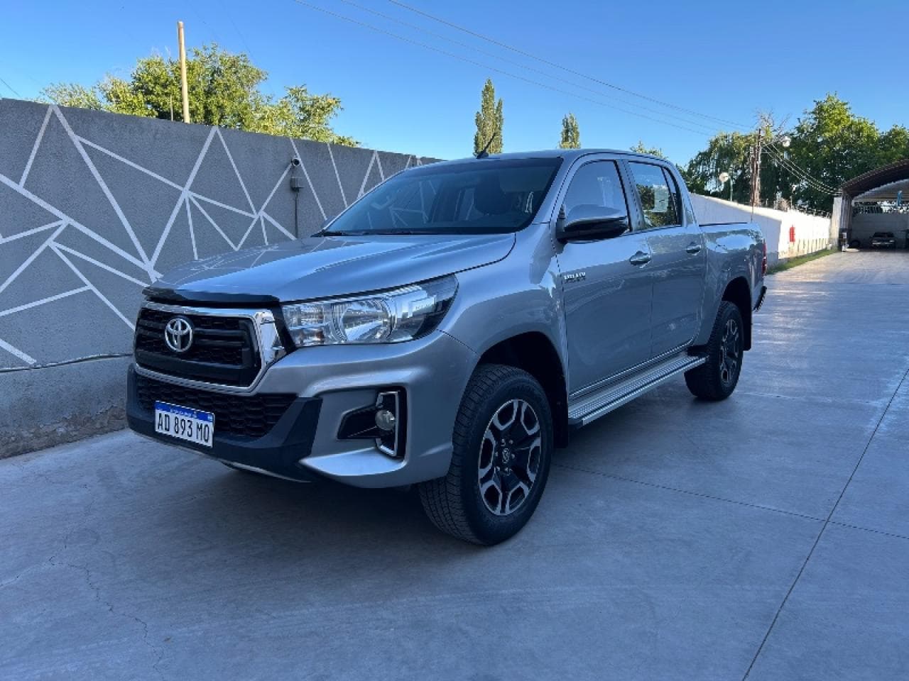 Toyota Hilux Sr -4x4 -d/c Sr 2019