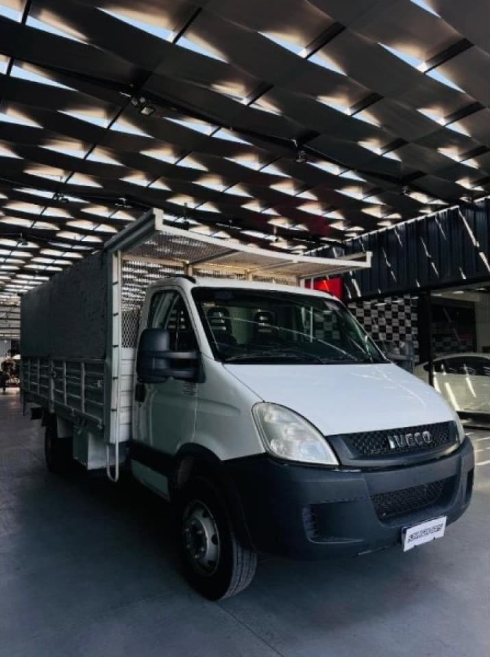 Iveco Daily 70c17 3.0 Chasis Cs 155cv (paso 4350) Con Carrocería 2019