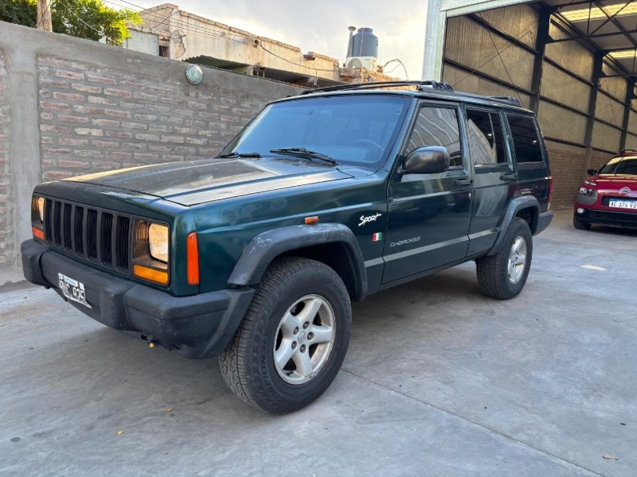 Jeep Cherokee Sport 4.0 4x4