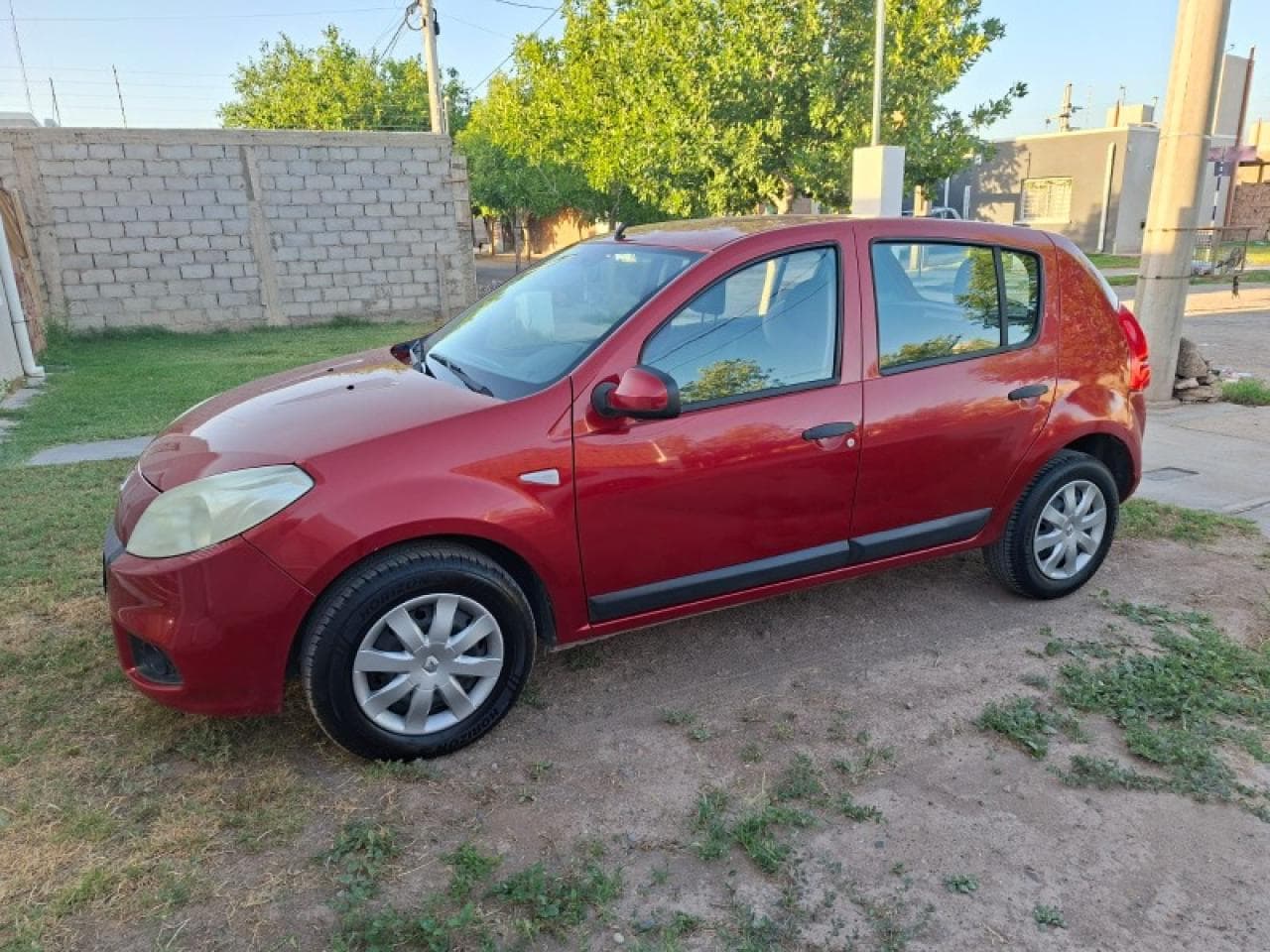Renault Sandero Confort 1.6 16v
