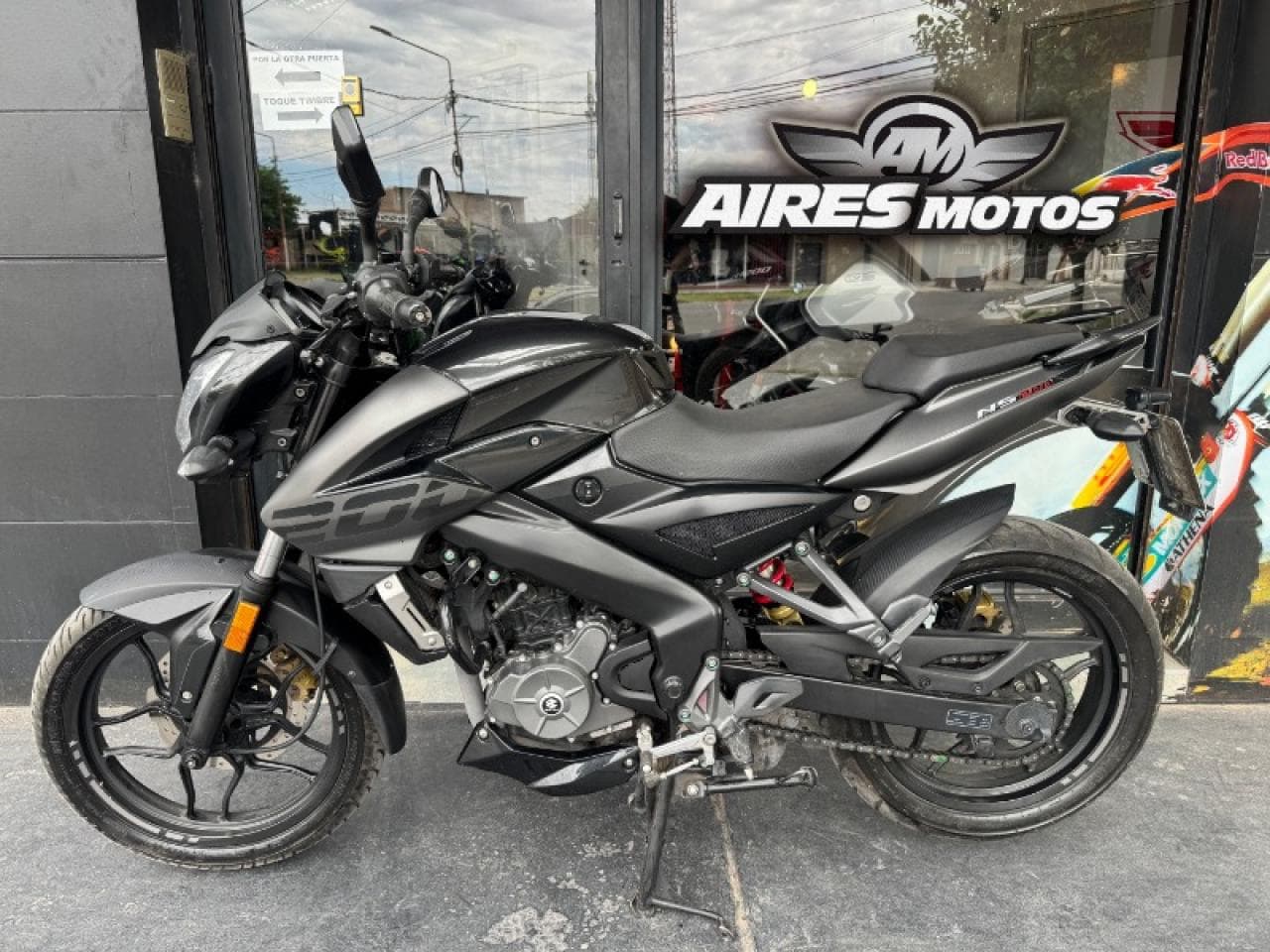 Bajaj Ns 200 2022 *** Aires Motos *** Financiacion Con Dni / Tarjetas De Credito 24 Meses / Permutas..