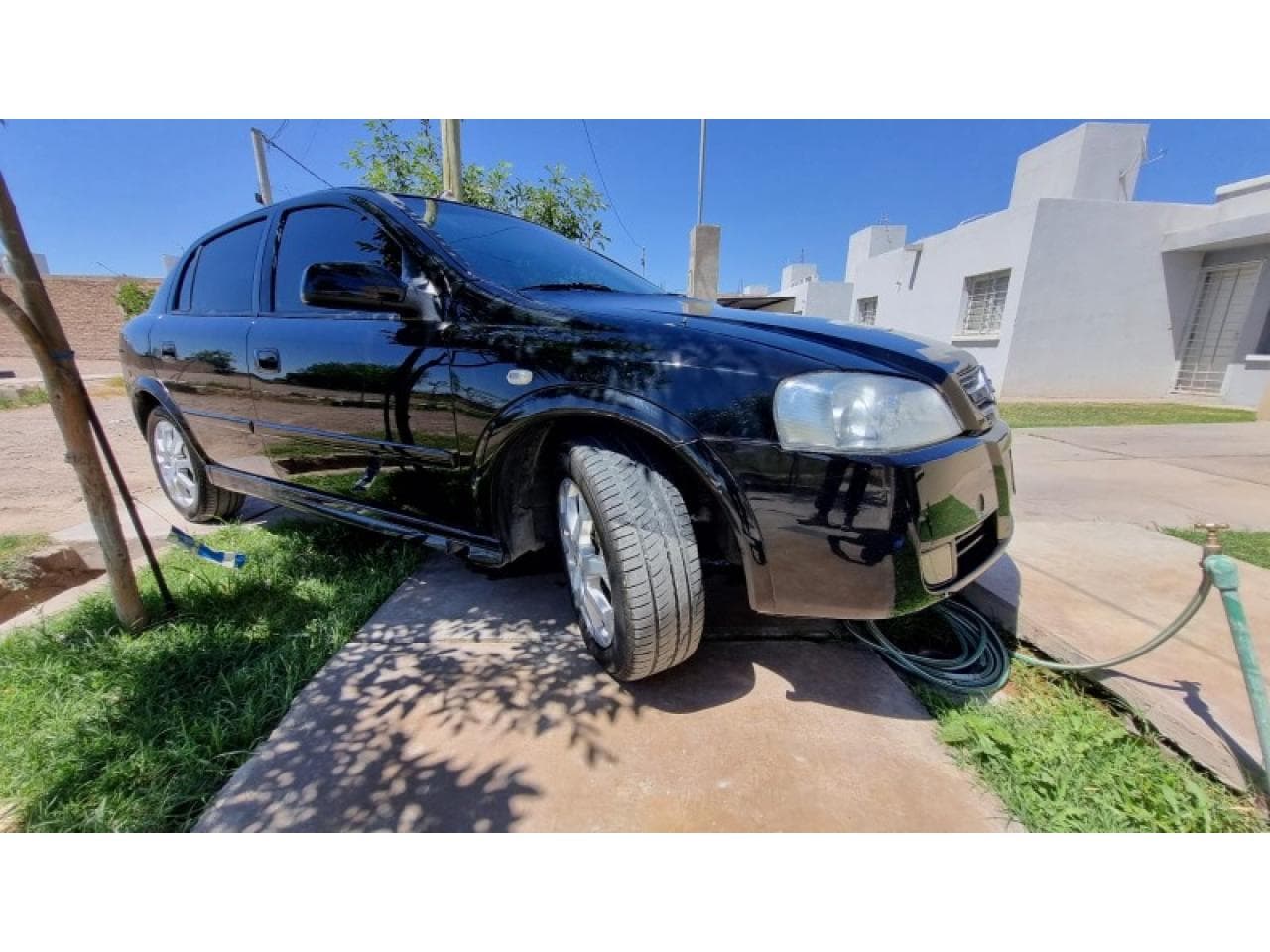 Unico Chevrolet Astra 2010/ 107 Mil Km