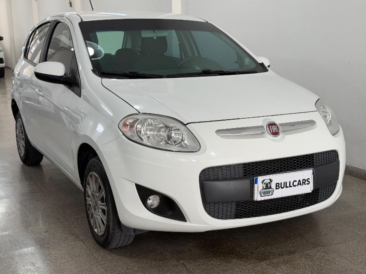 Fiat Palio Attractive 2016