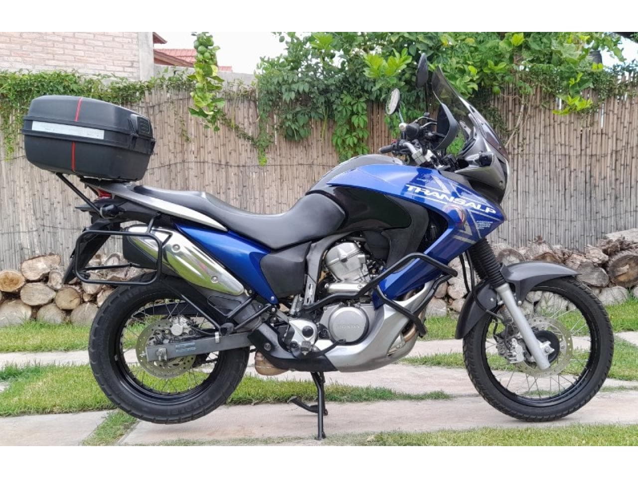 Honda Transalp 700 - 2009