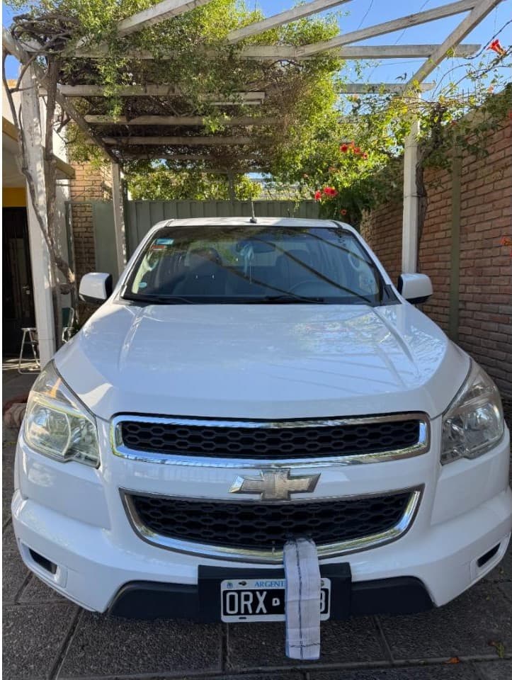 Chevrolet S10 Lt 4x4 Año 2015 (200 Hp Caja De 6ª) Impecable Con 4 Bf Goodrich 0 Kilómetro. Titular