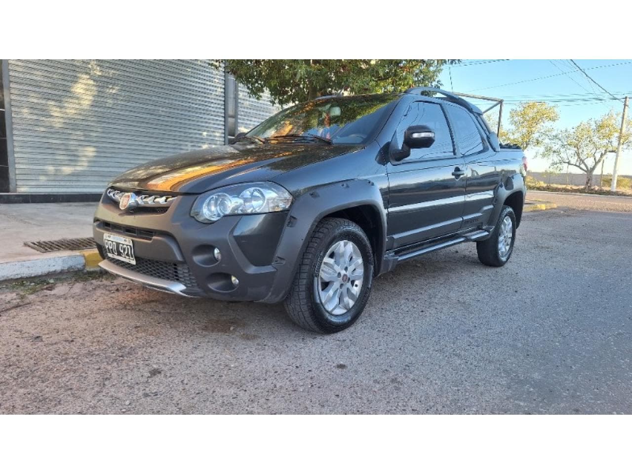 Fiat Strada Adventure Locker 1.6