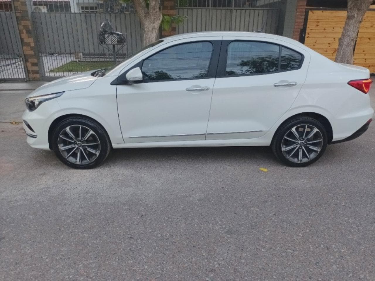 Fiat Cronos Precisión 1.8 / 2022