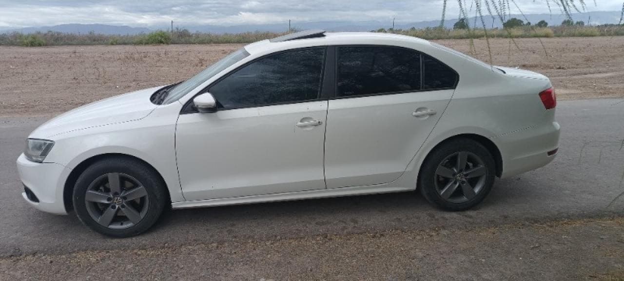 Volkswagen Vento 2.5