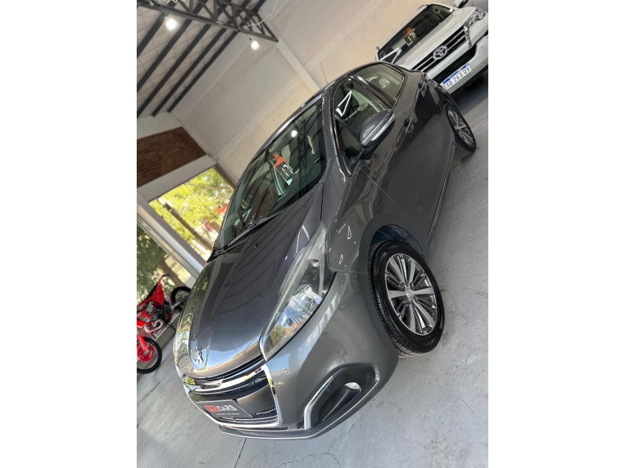 Peugeot 208 Allure 2017