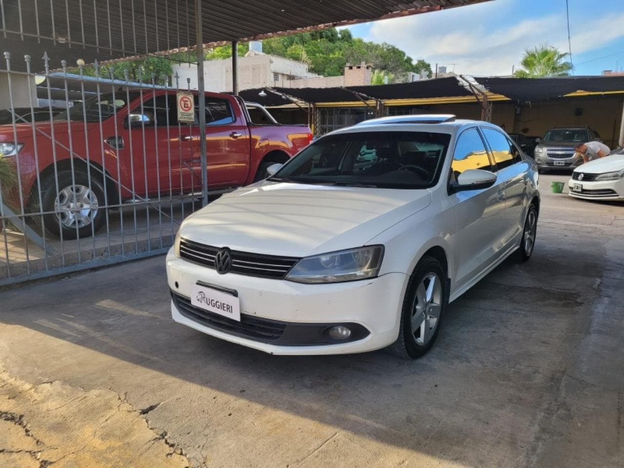 Volkswagen Vento 2.5 Luxury 170hp. Trip. . Año 2011.