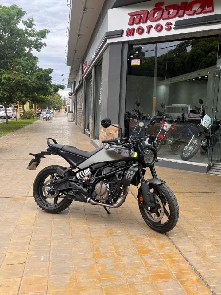 Increíble Oportunidad Husqvarna Svartplien 250 2025 3 Mil Km