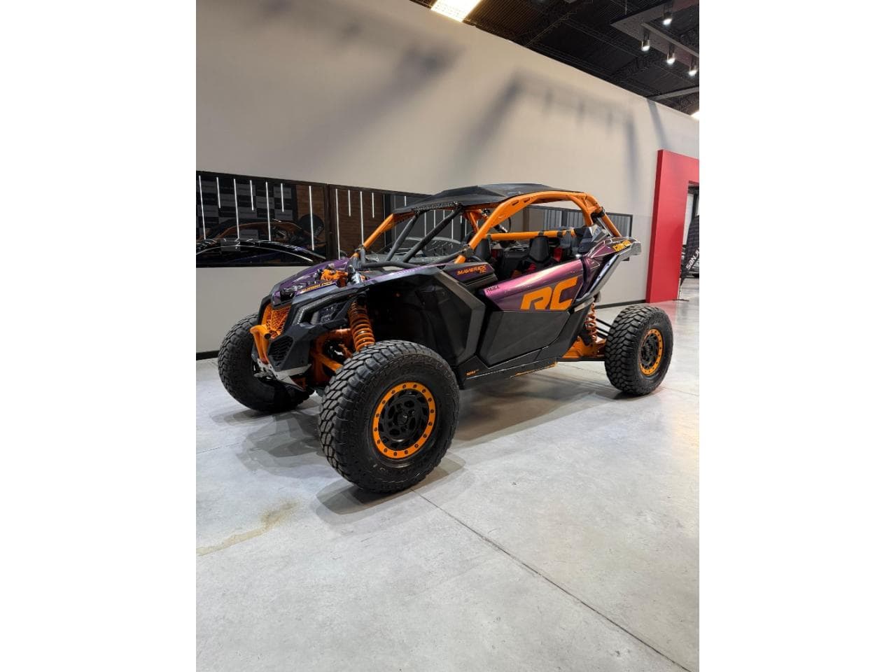 -    V   E   N   D   I   D   O    -