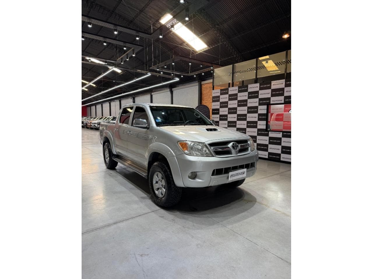 Toyota Hilux 3.0 Srv 3.0 Tdi 4x4 2008  Cubiertas Nuevas, Pantalla, Unica En Su Estado