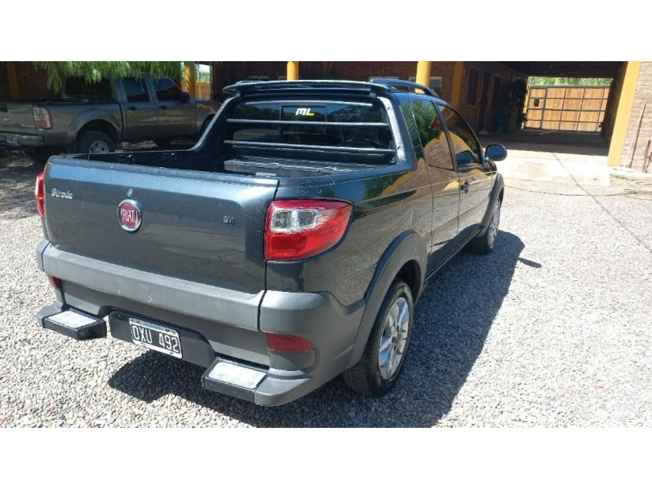 Fiat Strada Working 1.4 2015 Doble Cabina