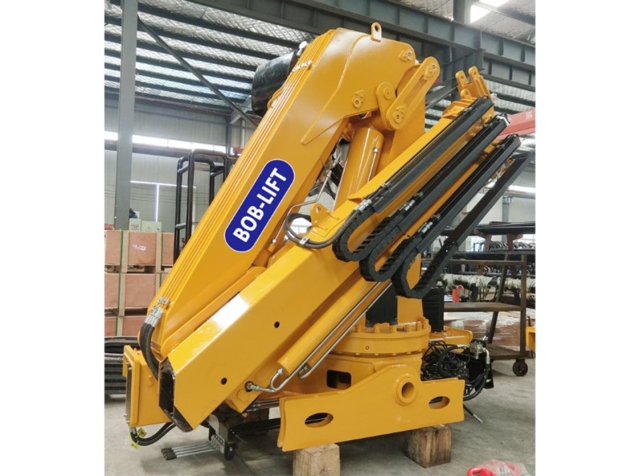 Grúas De Brazo Articulado Stock Para Entrega Inmediata