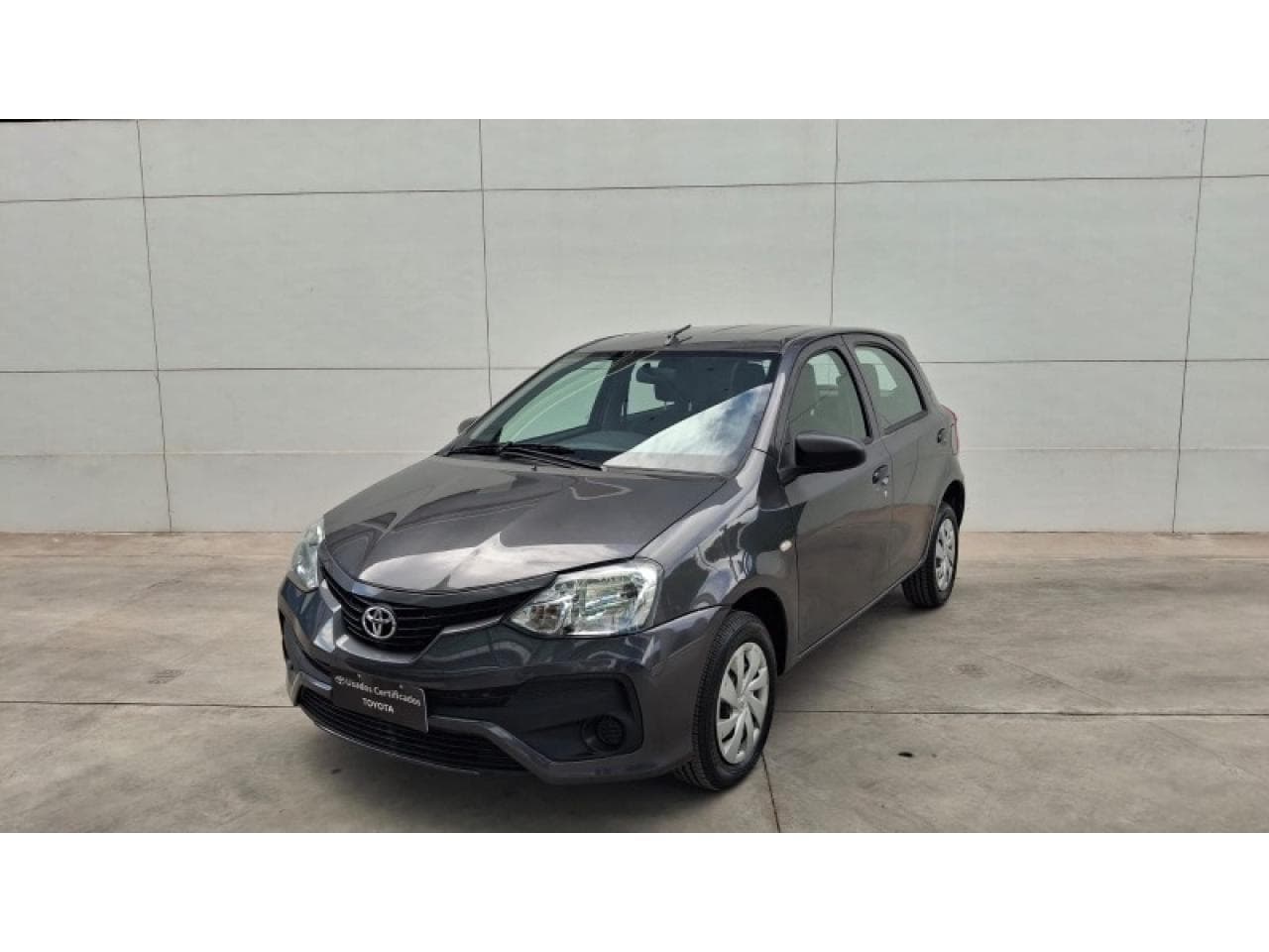 Toyota Etios X 5p Mt 2021 $ 19.619.000 + Transferencia $ 1.500.000. Financiacion - Permuta