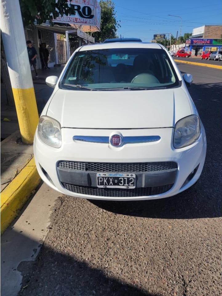 Fiat Palio Essence 1.6 Gnc
