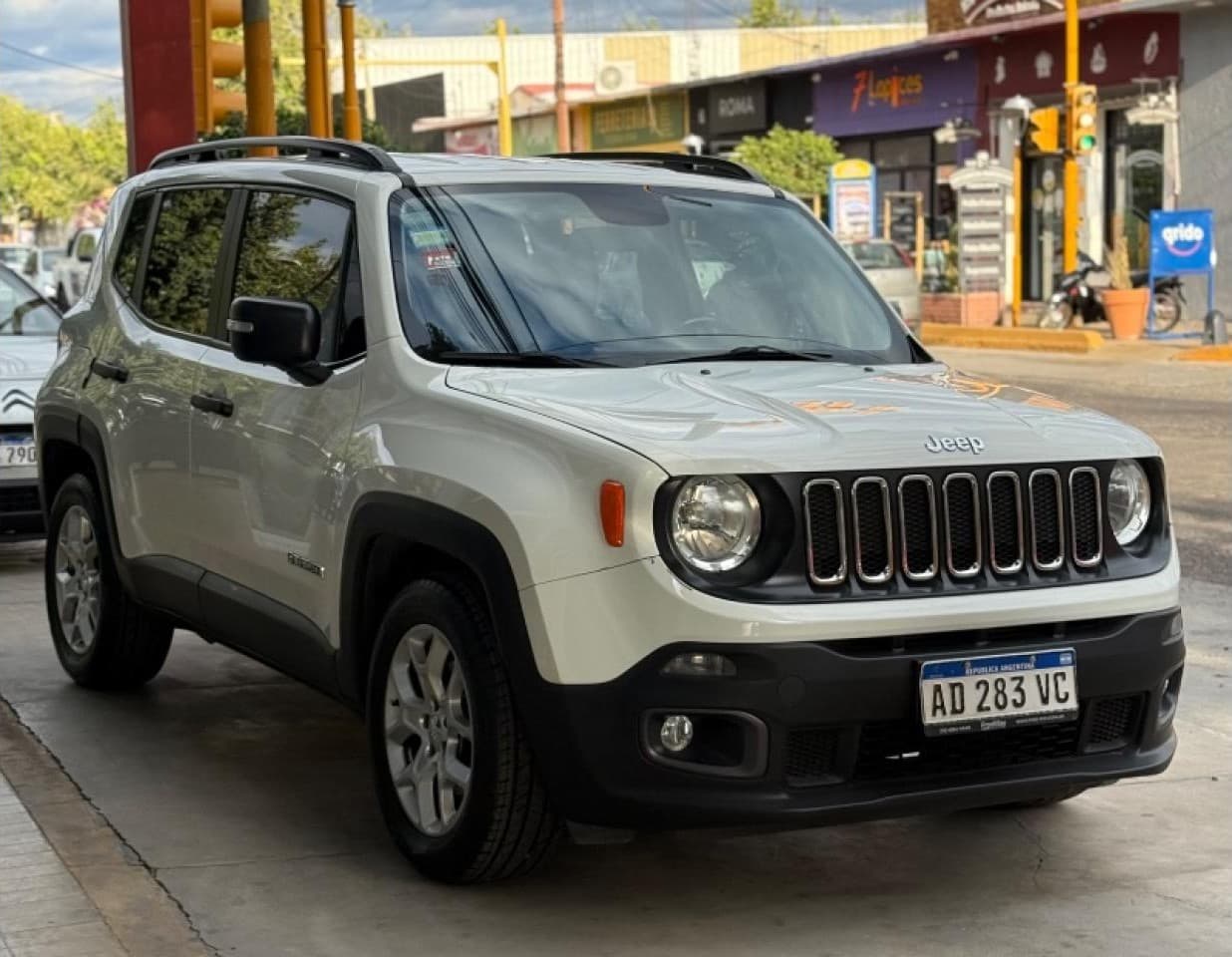 Jeep Renegade Sport 2018 Inmaculada. Perfecto Estado