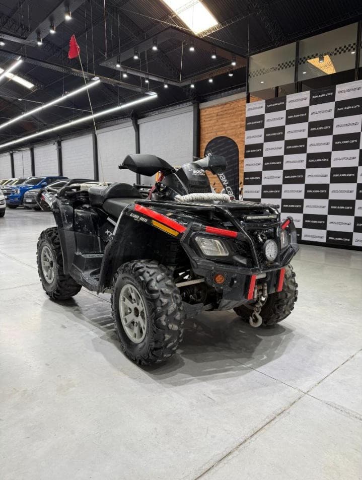 Can-am Outlander T800 2010 20.800km